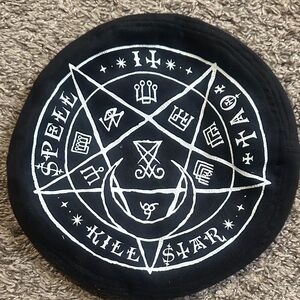 Killstar Spell It Out beret